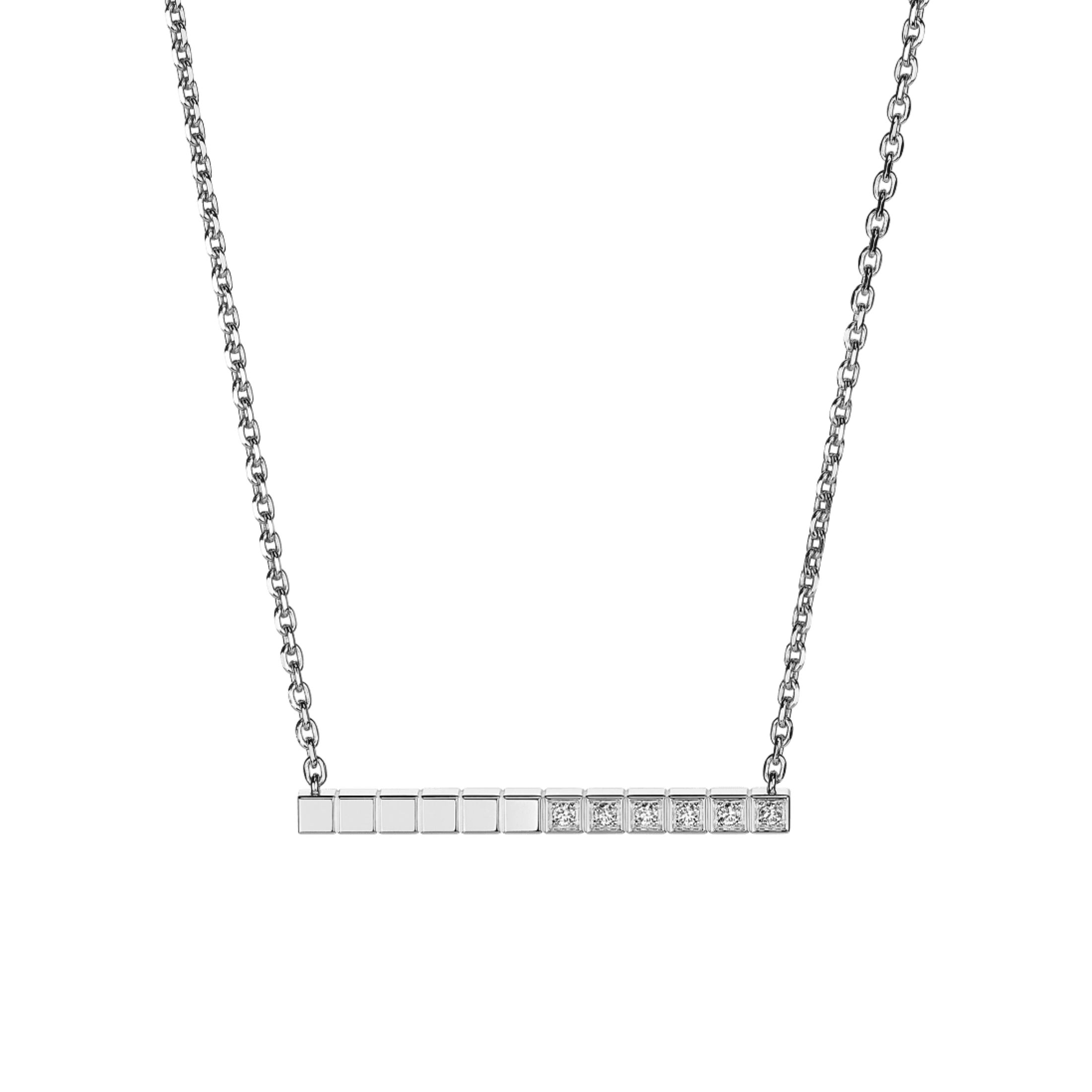 Collier Chopard Ice Cube en or blanc et diamants