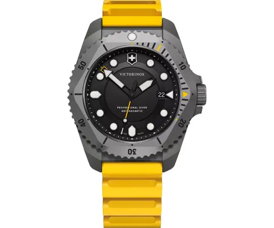 Victorinox 241992 Montre Homme Dive Pro Quartz Titane 43mm 30ATM